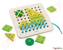 Πίνακας με Κορδόνια Plan Toys  Εκπαιδευτικά Παιχνίδια Συντονισμού