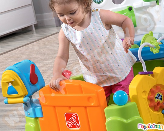 Παιδική γωνιά δραστηριοτήτων σπιτάκι Step2