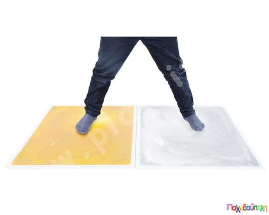 Χρυσό glitter πλακάκι με υγρό gel