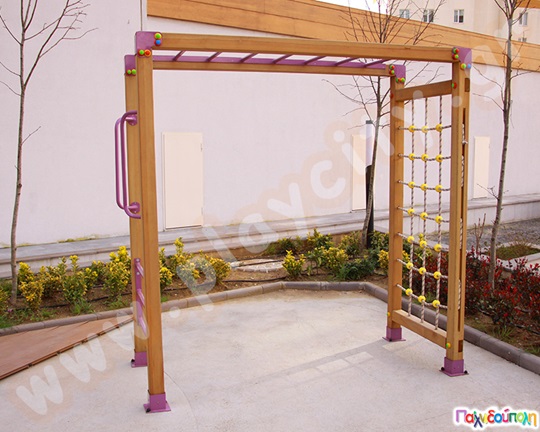 Αναρριχητής και οριζόντια κλίμακα