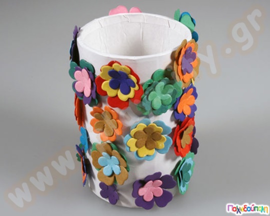 Χάρτινα λουλούδια 3600 τμχ. σε 3 μεγέθη και χρώματα