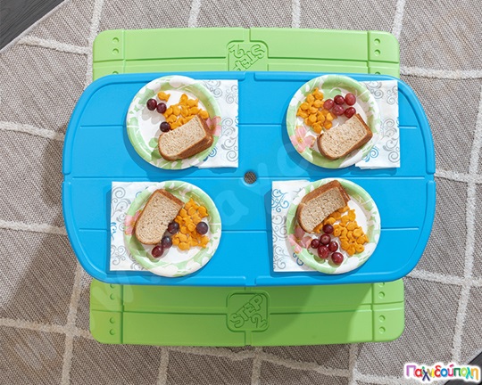 Τραπέζι εξοχής με ομπρέλα Sun n Shade Step2