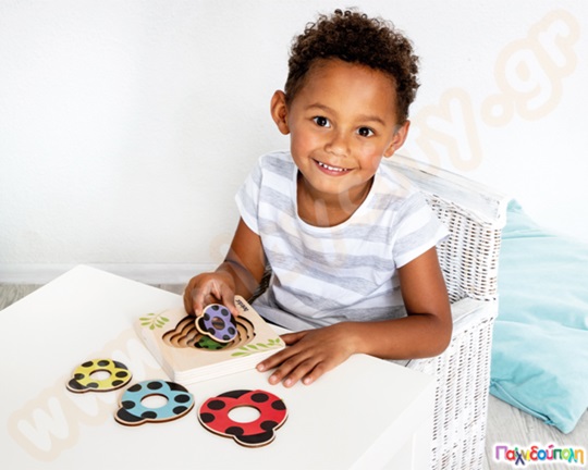 Παζλ επιπέδων πασχαλίτσα