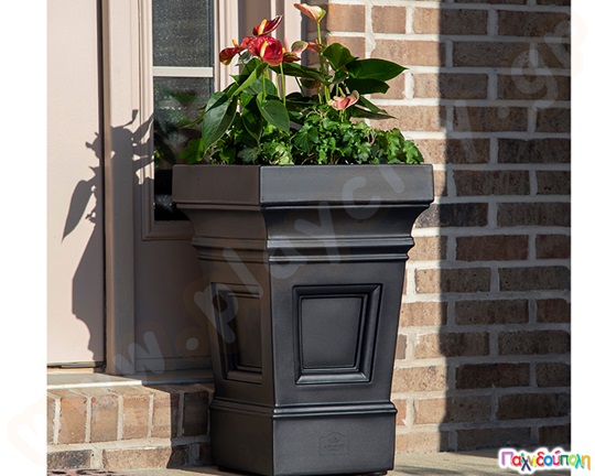 Γλάστρα μαύρη Step2