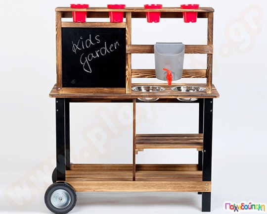 Ξύλινη κουζίνα μπάρμπεκιου