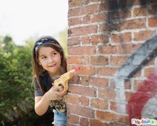 Ξύλινο παιχνίδι σκοποβολής με λαστιχάκια και βάση - Shooting Game