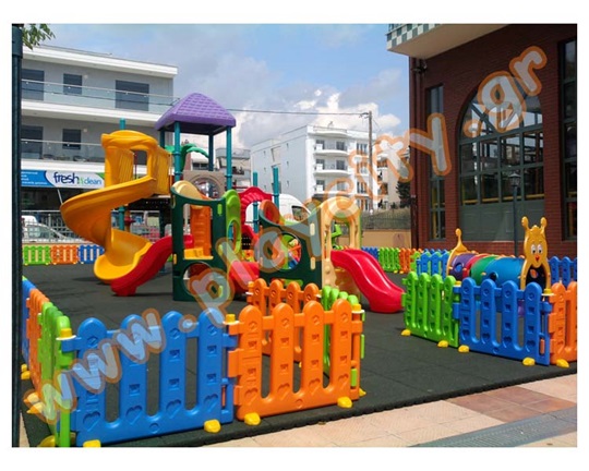 Σετ Πλαστικός φράχτης χώρου παιχνιδιού πολύχρωμος με βάσεις