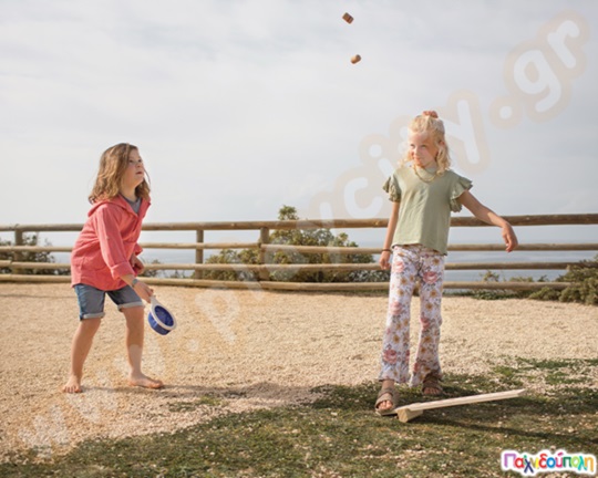 Σανίδα στόχου με νιντζάκια