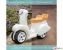 Παιδική Vespa λευκή Step2
