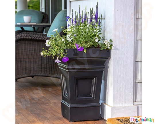 Γλάστρα μαύρη Step2