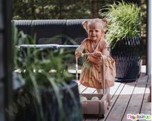 Μικρή παιδική περπατούρα  Βρεφικά Παιχνίδια