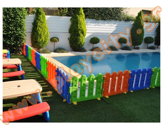 Σετ Πλαστικός φράχτης χώρου παιχνιδιού πολύχρωμος με βάσεις